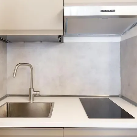 Apartment Historic Domus -100 Mt From The Colosseum And 1 Min Metro Rome